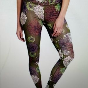Lab Joy Mid Rise Olive Green Brown &  Cream Chrysanthemum Leggings Size Small